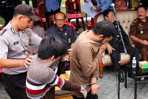 Gay Men Caned Dozens Of Times In Front Of A Cheering Crowd In Indonesia