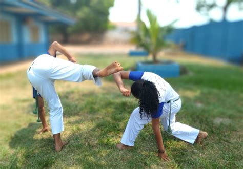 Capoeira Origem História Estilos E Como Ensinar Na Escola Impulsiona
