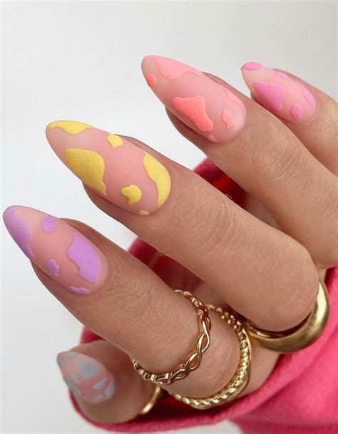 Outstanding Almond Nail Designs You Need To See Now Best Acrylic