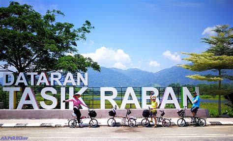 The bus fare from kuala lumpur to gerik is charged in a range of rm 33.40 depending on bus operators. AhPek Biker - Old Dog Rides Again: Perak-Kedah-Penang ...