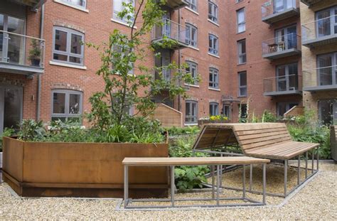 Free delivery on £100+ orders. Corten Steel Plant Pots, Containers & Corten Planters ...