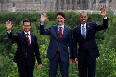 Heres The Worlds Most Awkward Three Way Handshake Buzzfeed News