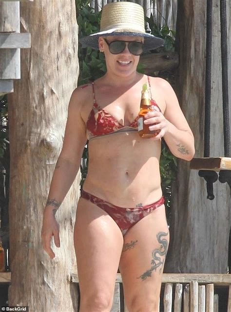 Starrlab Pink Enjoys Beer And Bikini Fun On Beach Getaway In Mexico With Husband Carey Hart