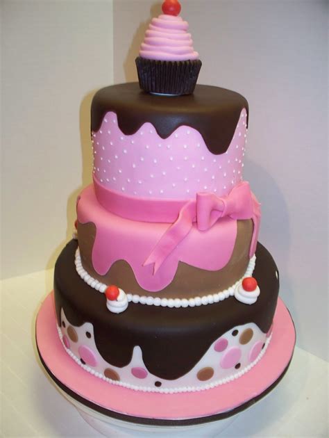 Many of them just require a good recipe for fondant! Extreme Birthday Cake - CakeCentral.com