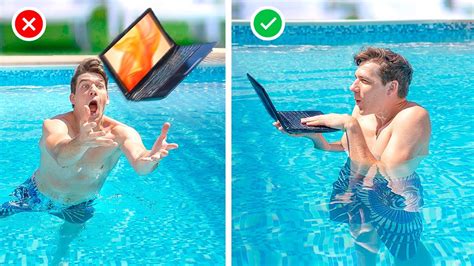 Jika anda mencari lelucon lucu, ini jelas aplikasi untuk anda karena anda. 19 Lelucon Lucu Musim Panas! Perang Keusilan! - YouTube