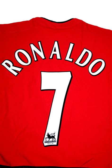 Leider konnten wir diesen artikel nicht auf deutsch übersetzen. Nike Manchester United Trikot 7 Cristiano Ronaldo 2003/04 ...