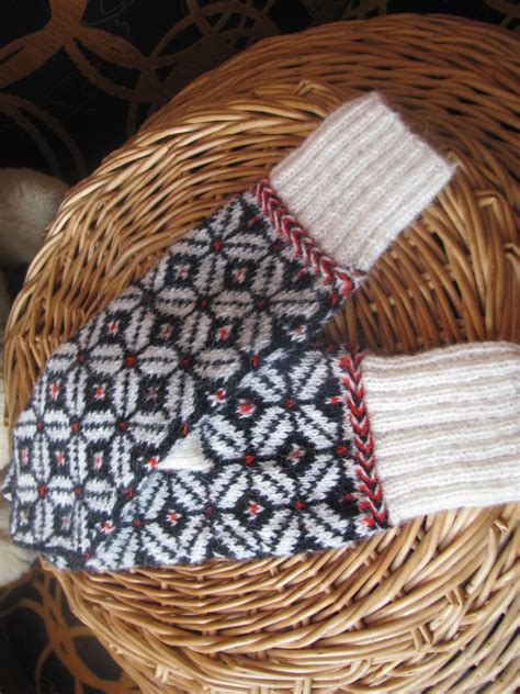 See more ideas about knitting charts, knitting, mittens. Nuwzz Warm unisex wool mittens, handmade from Latvia. Hand ...