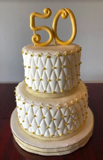 These 50th anniversary dessert plates are a nice accent to your golden anniversary celebration and are perfect for cake and ice cream. Pin by Adrienne & Co. Bakery on Anniversary Cakes | 50th ...