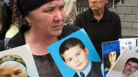 Beslan School Siege Russia Failed In 2004 Massacre Bbc News