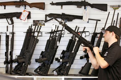 Appeals Court Upholds Maryland Ban On Military Style Weapons Wsj