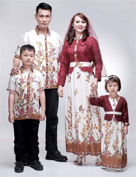 Baju Batik Gamis Sarimbit Keluarga Batik Bagoes Solo