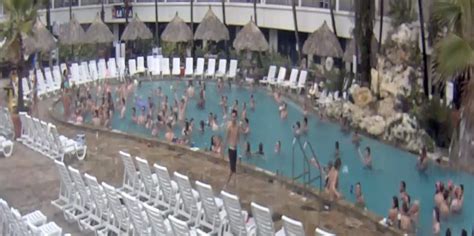 Florida Holiday Inn Livestreaming Spring Break Business Insider