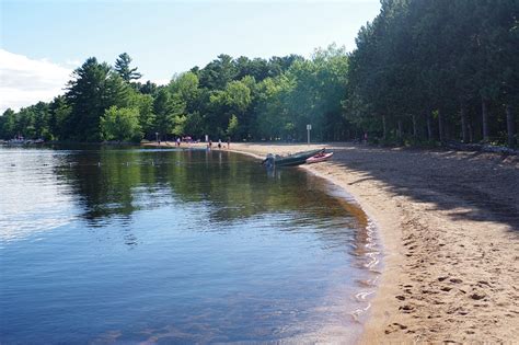 Ontario Bonnechere Provincial Park Meander Oxbow And Beach — Canada