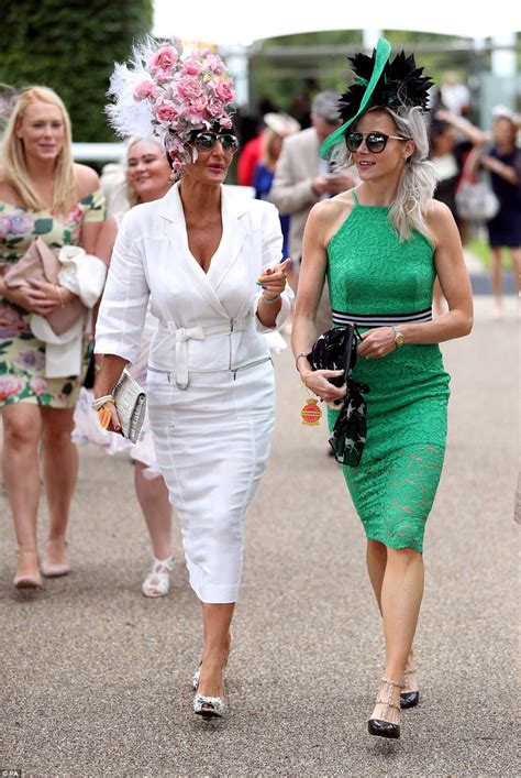 Glorious Goodwood Ladies Day Brings Glamour To Festival Daily Mail