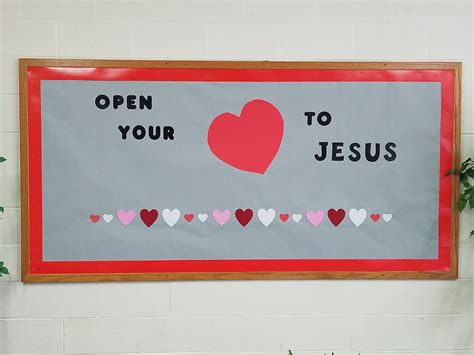 Open Your Heart To Jesus Board In 2020 Toy Chest Decor Jesus
