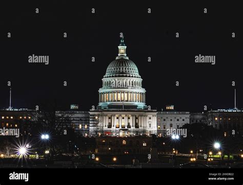 Us Capitol Building At Night Stock Photo Alamy