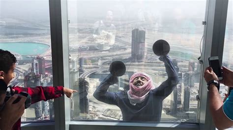 Man Climbing Burj Khalifa With Plungers Unbeleivable Youtube