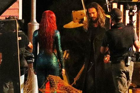 New Aquaman Set Photos Show Amber Heard And Jason Momoa Together