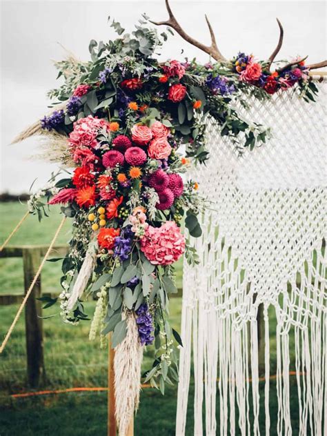 Ready to order your own diy wedding arch? 15 DIY Wedding Arches To Highlight Your Ceremony With