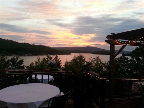 This Waterfront Steakhouse In New Hampshire Has Legendary Steaks