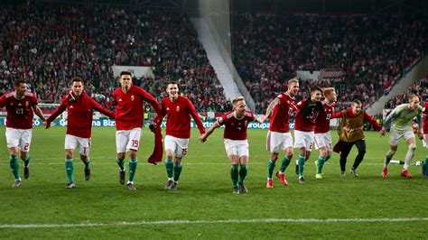 A francia válogatott hivatalos szurkolói termékei. Példátlanul erős csoportba kerülne a magyar válogatott, ha ...
