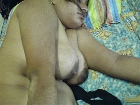 Telugu Hot Aunty Sleep Her Hot Milky Tits Show Aunties