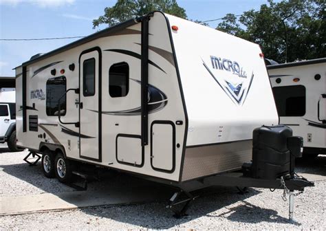 Best Travel Trailers For Retired Couples 2020 Top Picks Rv Expertise