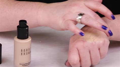 Bobbi Brown 🆕 Skin Long Wear Weightless Foundation With Spf Review And Swatches Youtube