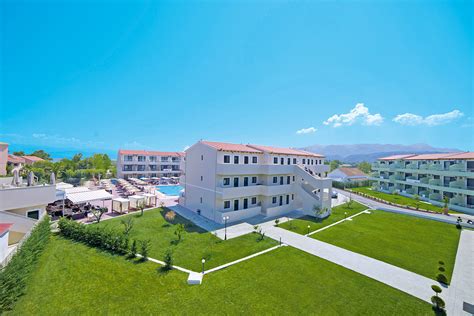 Awalnya, video tersebut diunggah di twitter dan hastag anggel grace twitter langsung naik, dan kemudian banyak diunggah ke tiktok. Hotel Angela Beach - Korfu, Řecko - Zájezdy, Recenze | ITAKA