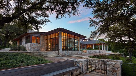 See Inside The Most Stylish Modern Homes In Texas