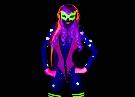 Sexy Neon Uv Glow Dancer Stock Photo By Dubassy