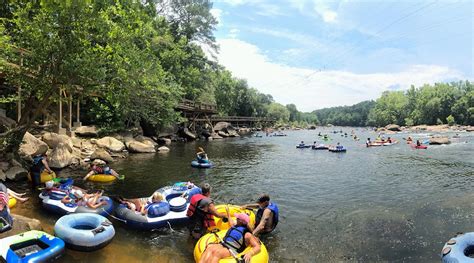 Kayakers on Lake Hartwell