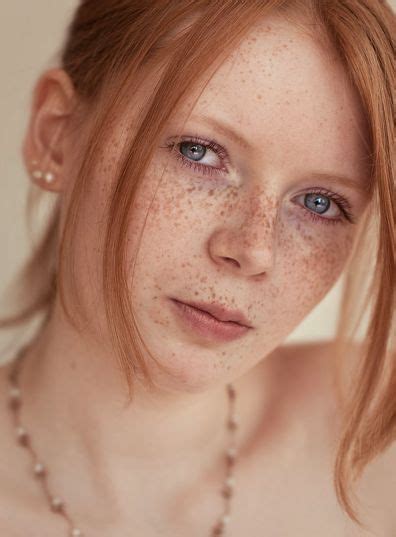 Pin By Sofia Fdez On Auburn Hair Colours In 2020 Beautiful Freckles Fire Hair Redheads Freckles