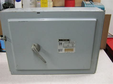 General Electric Type Qmr Fusible Interrupter 600 Amps 600 Volts