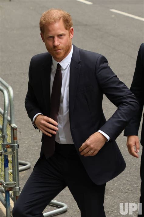 Photo Prince Harry Arrives For Phone Hacking Trial In London