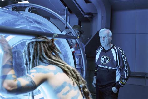 Avatar 2 James Cameron Gave Writers 800 Pages Of Notes Indiewire