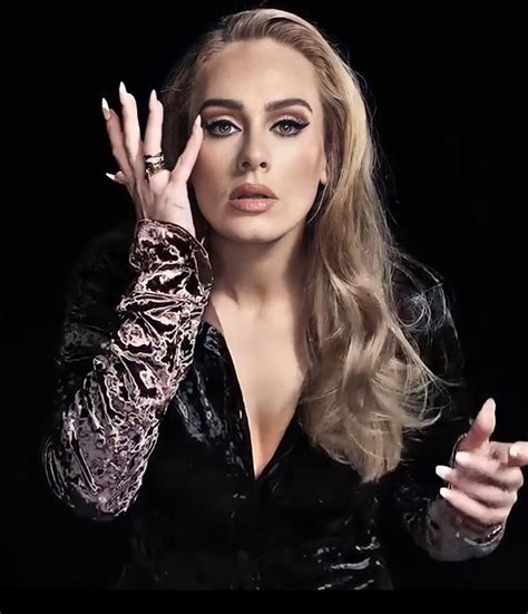 Adele 24 Saat Kala Konserini Iptal Etti Magazin Gündemi Haberleri