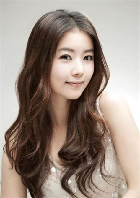 15 Famous Korean Hairstyles For Ladies Sheideas