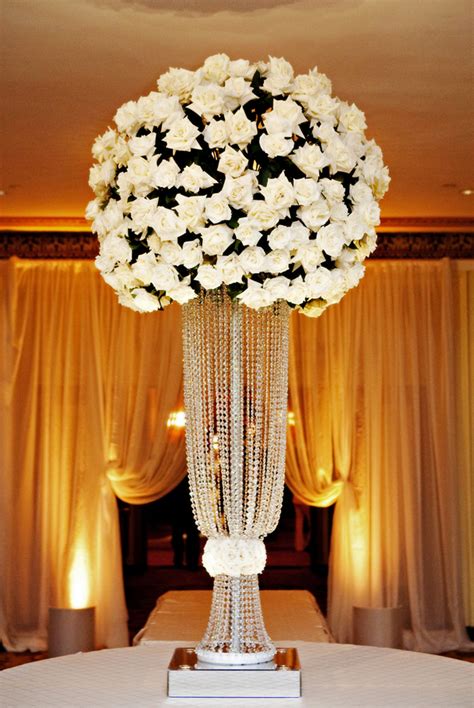 Tall Rose Wedding Centerpiece Elizabeth Anne Designs The Wedding Blog