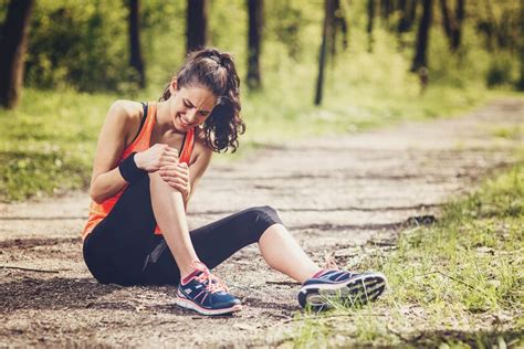 Why You Should Never Push Through Your Knee Pain The Iowa Clinic