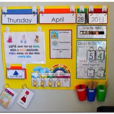 Clever Idea For Maths Corner Classroom Calendar Preschool Classroom