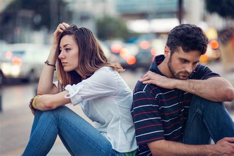 How to break up with someone the best way possible, according to an