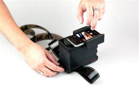 Convert 35mm Film Negatives Instantly Into Digital Copies With This