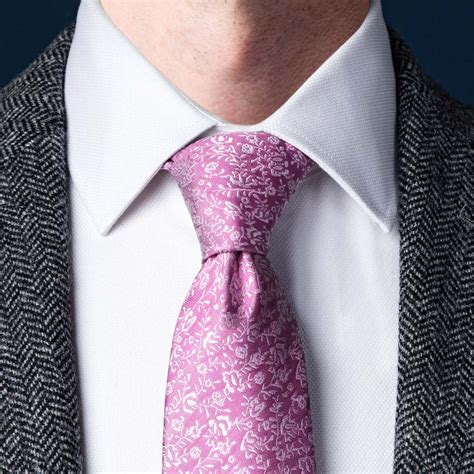 How To Tie A Necktie Different Ways Of Tying A Tie