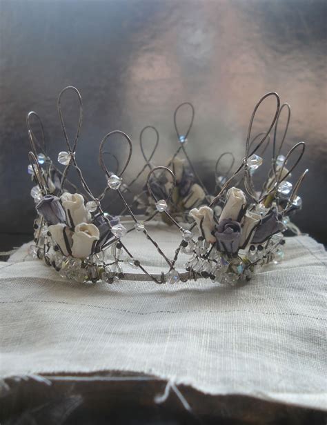 Pinterest Wire Crown Diy Crown Wedding Crown
