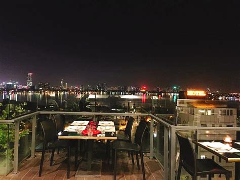 Top 20 Quán Cafe Hồ Tây đẹp Thoáng Mát Có View Sống ảo ở Hà Nội