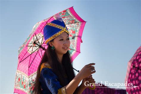 Hmong New Year 's Celebration - Grand Escapades