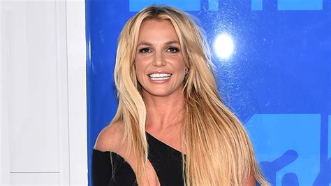 Britney Spears Says Shell Probably Never Perform Again Variety