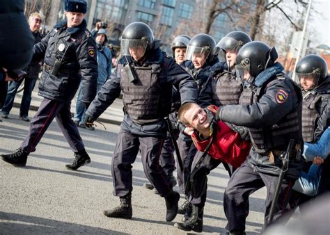 Hundreds Arrested At Huge Anti Corruption Protests Across Russia
