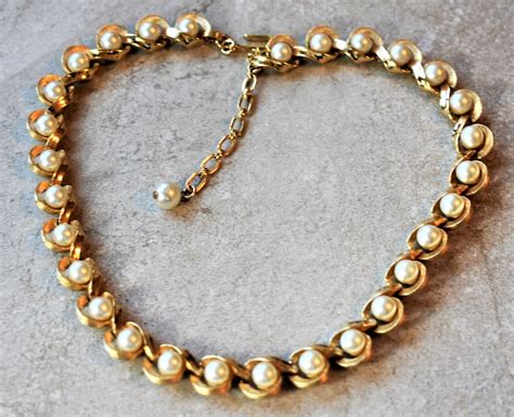 Crown Trifari Goldtone Necklace With Faux Pearls Vintage Etsy
